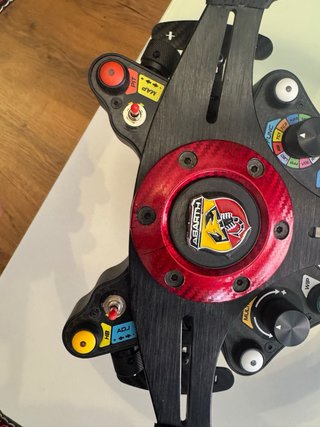 Botonera levas Simracing + aro alcantara Motamec