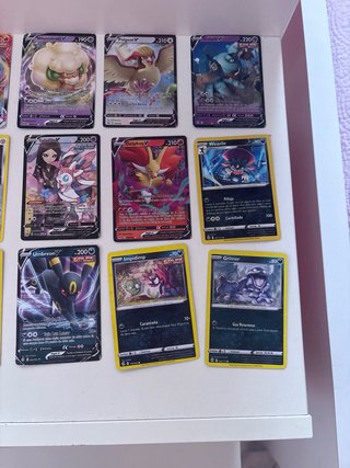 Cartas Pokémon Variadas