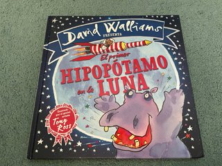 El primer hipopótamo en la luna