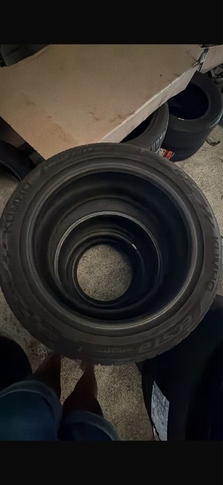 Neumáticos Kumho Ecsta