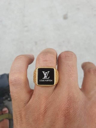 Anello Louis Vuitton Nero e Oro