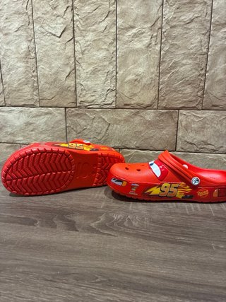 Zapatillas tipo Crocs Rayo McQueen Talla 39