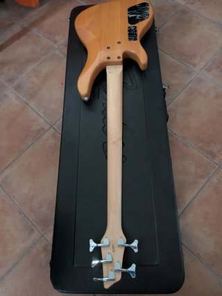 Bajo 5 cuerdas