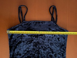 Vestido corto negro