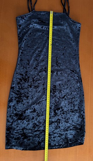 Vestido corto negro
