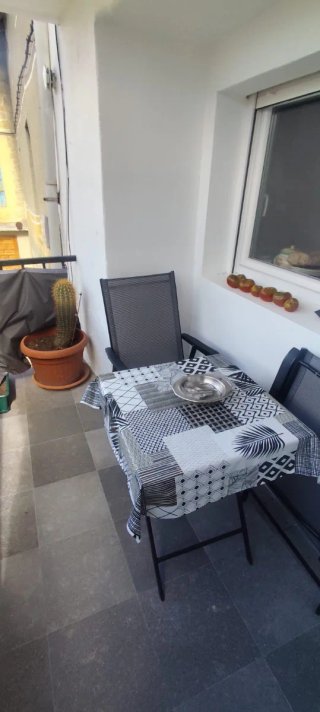 Casa con terreno y piscina