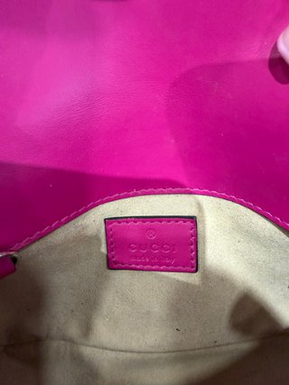 Bolso Gucci GG Marmont 2.0 Fucsia