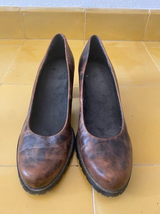 Zapatos de tacón Mustang vintage marrones