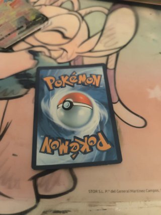 4 Cartas Pokémon Sylveon VMAX y V