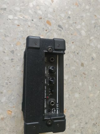 Amplificador de Guitarra GA-5