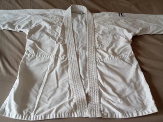 Kimono Karate Kwon 130cm Niño/Niña Blanco