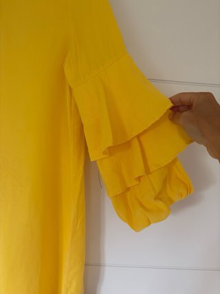 Vestido Zara amarillo volantes