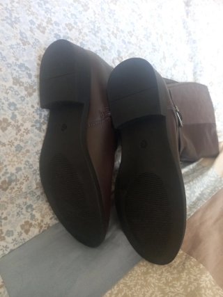 Botas de niña marrones