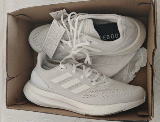 Adidas Pureboost 22 Talla 43 1/3