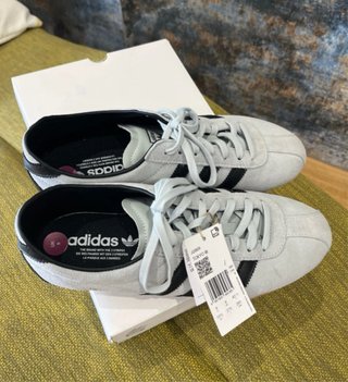 Adidas Tokyo Mujer Talla 43.5