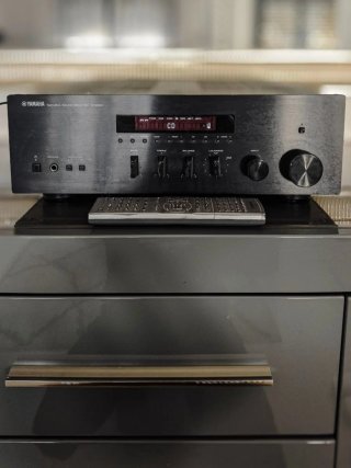 Yamaha R-S300 – Receptor estéreo Hi-Fi