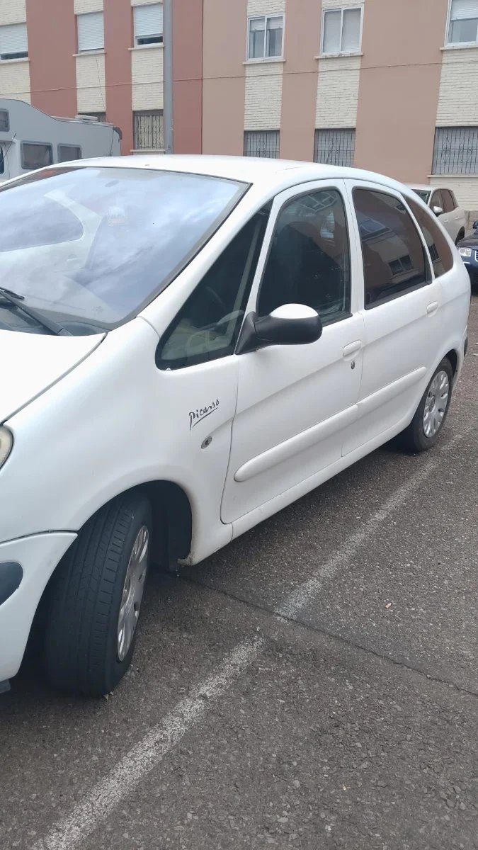Citroen C4 Picasso 2001 - foto 1