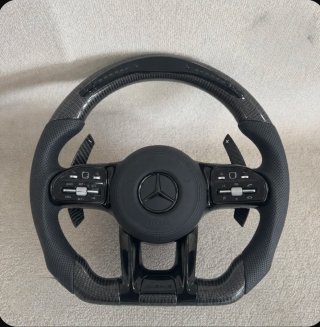 Volante Mercedes AMG Carbono