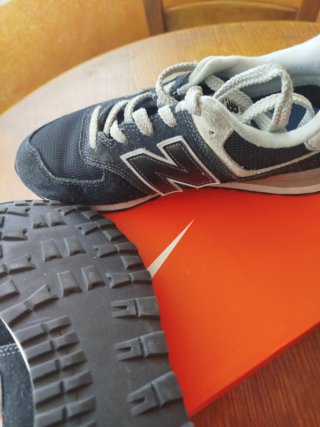 Zapatillas New Balance azules y Grises