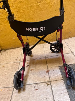Andador Zenbon casi sin uso