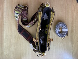 Bolso Parfois verde oliva/pistacho nuevo