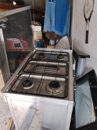 Cocina Gas 5 Fuegos Horno Eléctrico