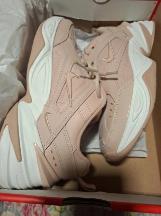 Nike M2K Tekno Rosa e Branco