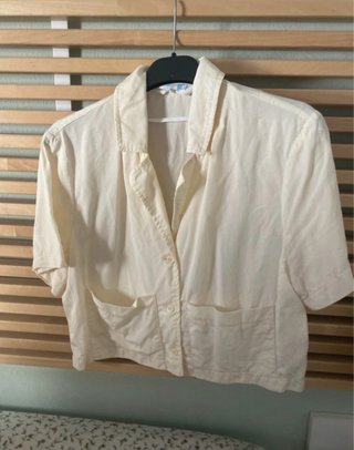 Lote 2 camisas beige y fucsia