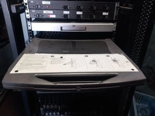 Console rack Dell PowerEdge 15FP