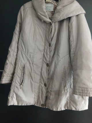 Chaquetón plumífero Canda beige