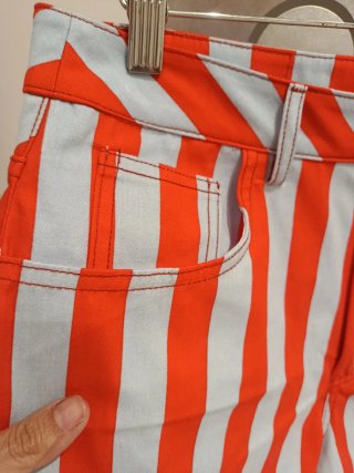 Pantalones cortos a rayas Zara etiqueta 42
