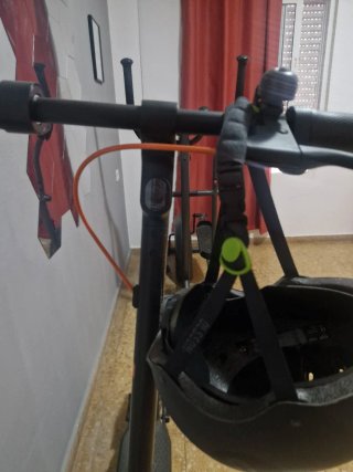 Patín Eléctrico Ninebot con Casco