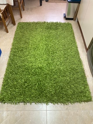 Alfombra verde mullida