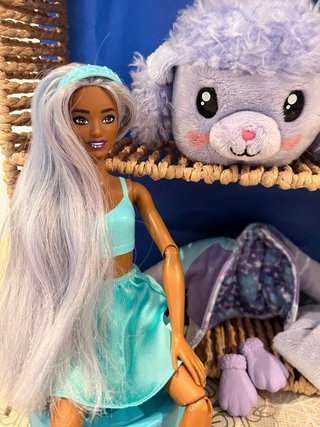 Barbie Cutie Reveal Muñeca y Accesorios