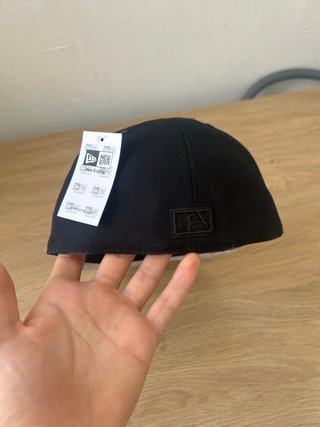 Cappello New Era Nero con Strass