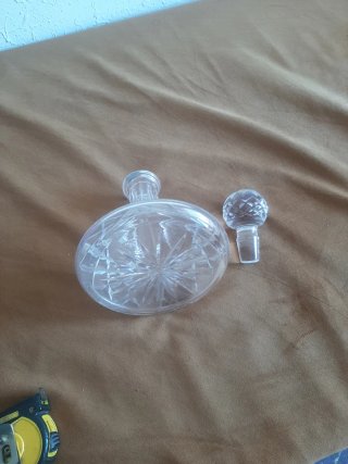 Decantador de cristal tallado
