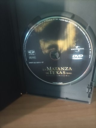 PELÍCULA DÉ TERROR LA MATANZA DE TEXAS ( 2004)