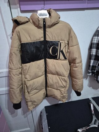 Chaqueta Calvin Klein niño beige