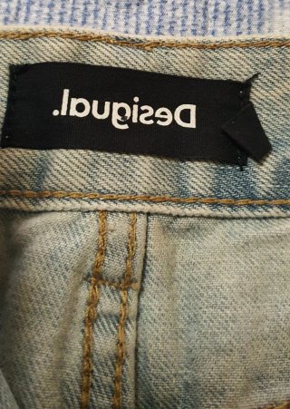 Shorts vaqueros Desigual