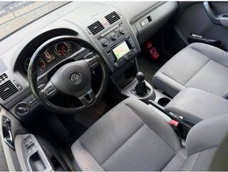 Volkswagen Touran 2012