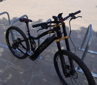 Bici elettrica Jotagas G2 Decorazione KTM taglia M