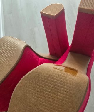 Zapatos tacón fuscia . T/37