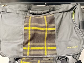 Mochila Skunkfunk Gris y Marrón
