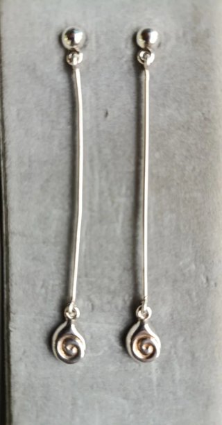 Pendientes largos de plata
