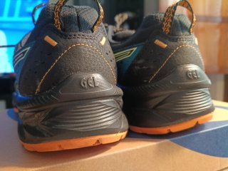 Zapatillas Asics Trail T42.5 Negro/Teal