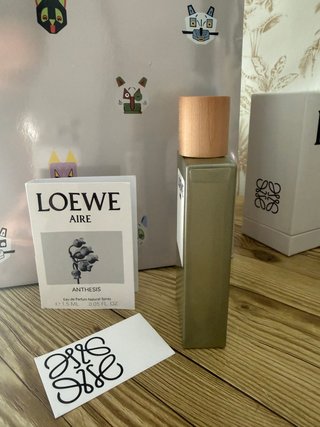 Eau de toilette Loewe Aire 100 ml y crema