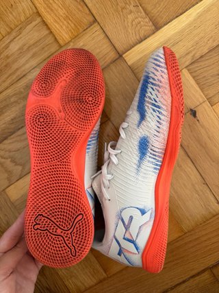 Puma Future 8 Play IT Talla 42 + Caja