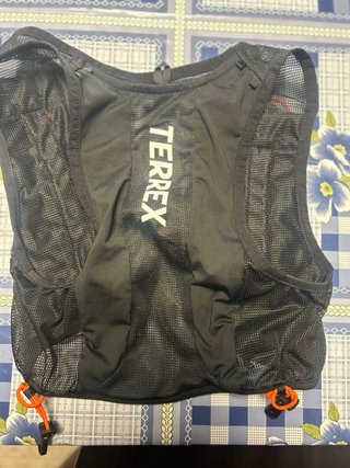 Chaleco de hidratación Adidas Terrex