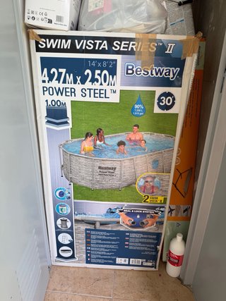 Piscina Bestway 4.27x2.50m Usada