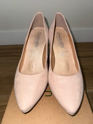 Zapatos tacón ante rosa palo marca Chamby Talla 37